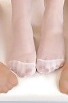 मोजा पैर पहने lesbos सिंडी और सीसिलिया डे lys सम्मिलित करें पैर की उंगलियों में गुदा