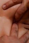 欧元 贝贝 angelik 杜瓦尔 已 可爱的 混蛋 手指 和 塞 与 磅