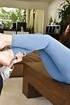 यूरो पॉर्न स्टार वेलेंटीना Nappi मालिश पैर पर मनुष्य चेहरा इससे पहले की तुलना में दे footjob
