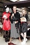 pulpeuse les geishas ont Un fervent trio Avec Un wellhung samurai