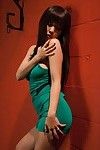 De Aantal een japans meisje Marica Hase doet haar eerste pols diep anaal vuistneuken