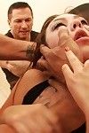 rugueux hardcore interracial orgie Sexe  Babe acquiert baisée :Par: Groupe de pervers les gars