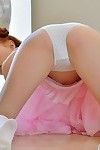 slanke redhead puber in ballerina Outfit jamming geslacht speelgoed tot Roze ontuchtige gespleten