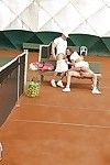 Europea tennis giocatore Amirah Adara sport Anale Creampie Più tardi all'aperto Sbattere