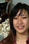 18yr alt Chinesisch porno Jungfrau entreats zu akzeptieren Team gefickt