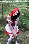 Sinless willowy beauty dual anal fisted by menacing jason in the woods outdoors