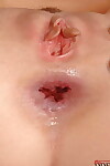 Perspired Milf 桜 月 は 左 と a 悪意のある 肛門 gape その後 a 肛門 掘削