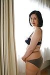 Oriental milf Toyomi Furui shows us her charming wide-opened vagina!