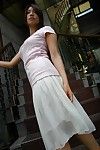 piękne japoński Anioł Rikako екояма pobieranie pozbyć z jej odzież