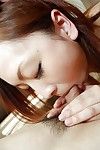 japonês jovem ganhos ela  lovecage sustentou e comprimido com cremoso pau água