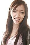 पूर्वी एशियन युवा Harumi मत्सुदा जबरदस्त चुदाई और उजागर उसके बेब बर्तन