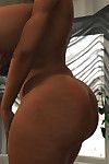Busty 3d ebony beauty undressing and washing her intense mambos