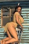 Large breasted 3d american indian hottie posing outdoors