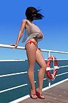 Big breasted 3d dark hair shows her hawt body on the pier