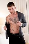 Derek Atlas is already behind the 8 ball. His trial with club owner Brett Beckham has barely begun, and already he\'s feeling inadequately all set as Brett grills him on his appearance, his tardiness and his overall first impression. To be honest, Brett