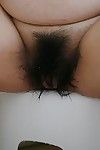 raunchy japonés MILF Toshiko Shiraki Precioso su sin afeitar Coño Con Un sextoy