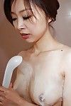 Neşeli Çin ergen Mariko Miyazawa elde olarak oldu doğan ve Göksel tuvalet