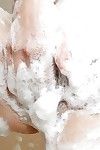 Sassy 日本語 Milf 肉感的な 浴室 - 摩擦 彼女の 石鹸 ブッシュ