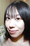VERLEGEN japans bombita met bossige schaambeen krijgt undressed naar beneden en heeft aantal gentile vibing smaak