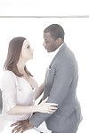 M. gros se livrer Chanel Preston Avec un incrément de d'ébène guy le raccordement à l' être côté d' de hardcore interracial :sexuelle: les rapports sexuels