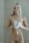 Ashlee mae gets pounded by a fat cock in the bathroom