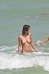 bom Mix de Nude Candid fotos Tomadas no o Praia