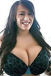 groot breasted latina milf Leanne kraai laat Geweldig tieten los Van Beha