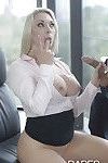 Горячая евро Блондинка Виктория Лето дает Порка Лю на колени для кончил в офис