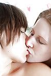 Dziewczyna na Dziewczyna lesbijki seks z piercing dziewczyny Chloe B i Jill