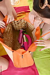 сексуальная Пляж Кролики в бикини открыть а сумка Полный из фаллоимитаторы для Горячая лесби оргия