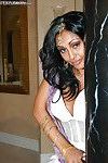 Vestido Idian milf Priya Rar não um boquete antes de um hardcore Sexo