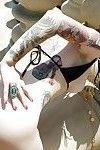 Grande milf Beleza com sexy tatuagens Joanna Anjo chupando Difícil galo