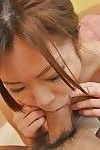 Asiatique adolescent Hitomi aoshima obtient Son poilu chatte Foré et creampied