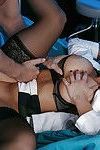 busty Arzt Audrey Bitoni Strippen Unten zu Dessous zu saugen Schwanz