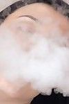 Русский подросток Ольга снег любит в дым