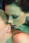 un metropolitana halloween partito Girato kinky lesbiche seduzione protagonisti Chanel pr