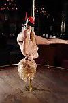 Blondynka Kochanie z duży dzbanki i gorąca zad Madison Ivy taniec striptiz
