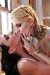 Ravishing MILFs Jessica Jaymes & Janine James have some wet lesbian fun