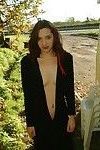 性感的 摩洛伊斯兰解放阵线 艾玛 露易丝 闪烁 奶 和 裸体的 在 公共 户外活动 我