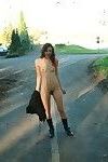 सेक्सी , एम्मा लुईस चमक स्तन और नग्न में सार्वजनिक सड़क पर मैं