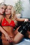 Retro porno pictures with two hotties