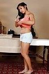现 亚洲 贝贝 Mia 李 获取 赤裸裸的 和 准备 对于 性感的 按摩