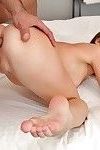 полностью одели сексуальная Любительское в голые Ноги Полоски для Анальный Бля & Сперма на сиськи