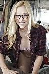 Samantha Ron to robić W Niesamowite Sex oralny a nosić okulary