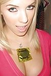 rondborstige Britney Beth laat uit Slutty in pov geslacht schermen op Cam