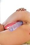 beunette traş teen yayılır bacaklar için büyük dildo dp mastürbasyon